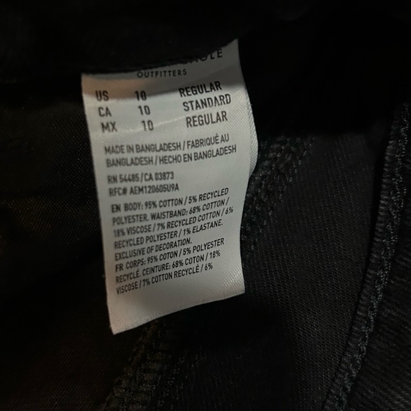 American Eagle Jeans - Picture 5 of 5